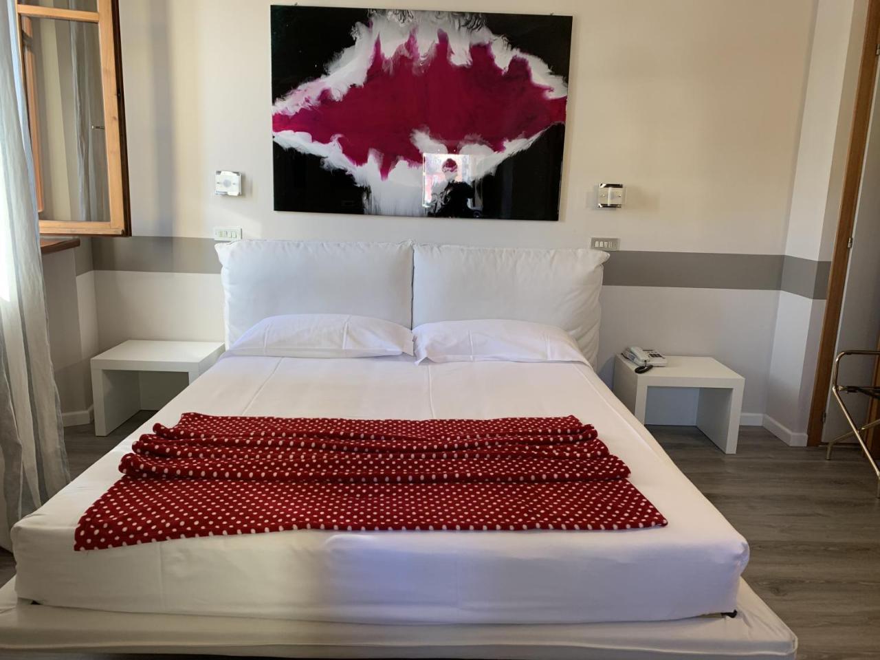 Albergo Al Cacciatore Tortellinando Valeggio sul Mincio Exterior foto